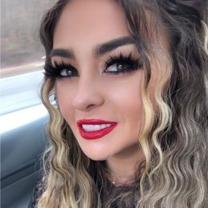 Meet your Posher, Cortnee